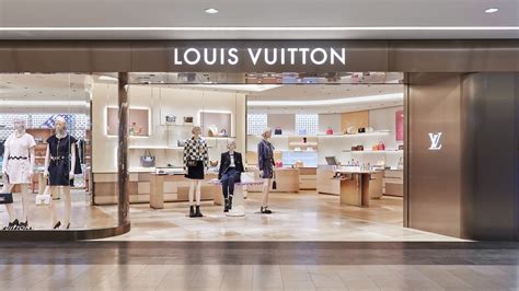 louis vuitton narita t1